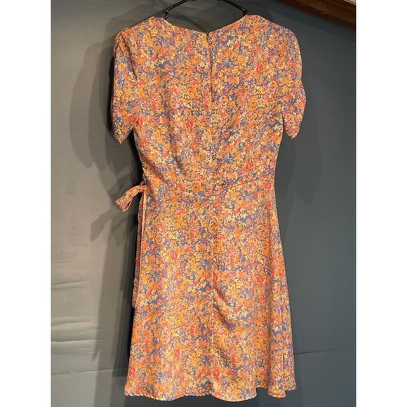Chelsea & Violet Size XS Floral Wrap Dress Short Sleeve - Picture 2 of 4